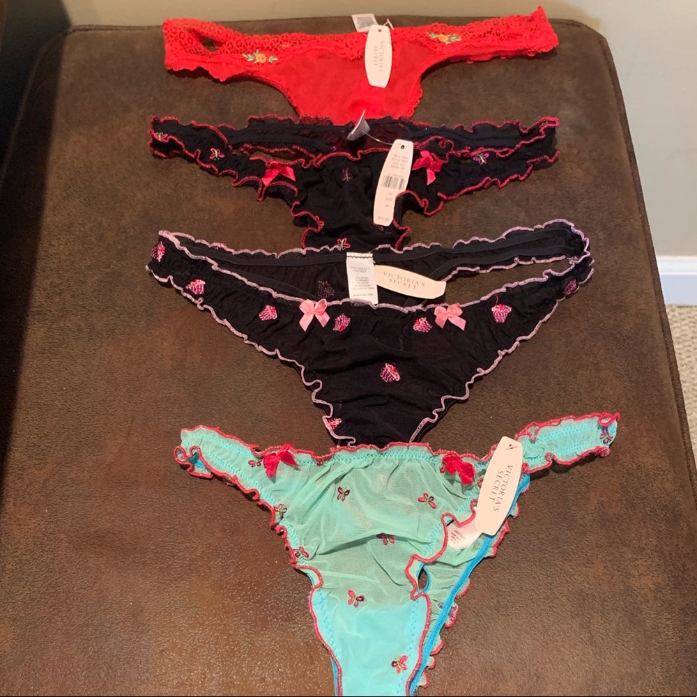 NWT- Victoria Secrets Thong Underwears